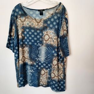 T & Company Woman Buttery Soft Boho Print Scoop neck top 1X Boxy Patchwork